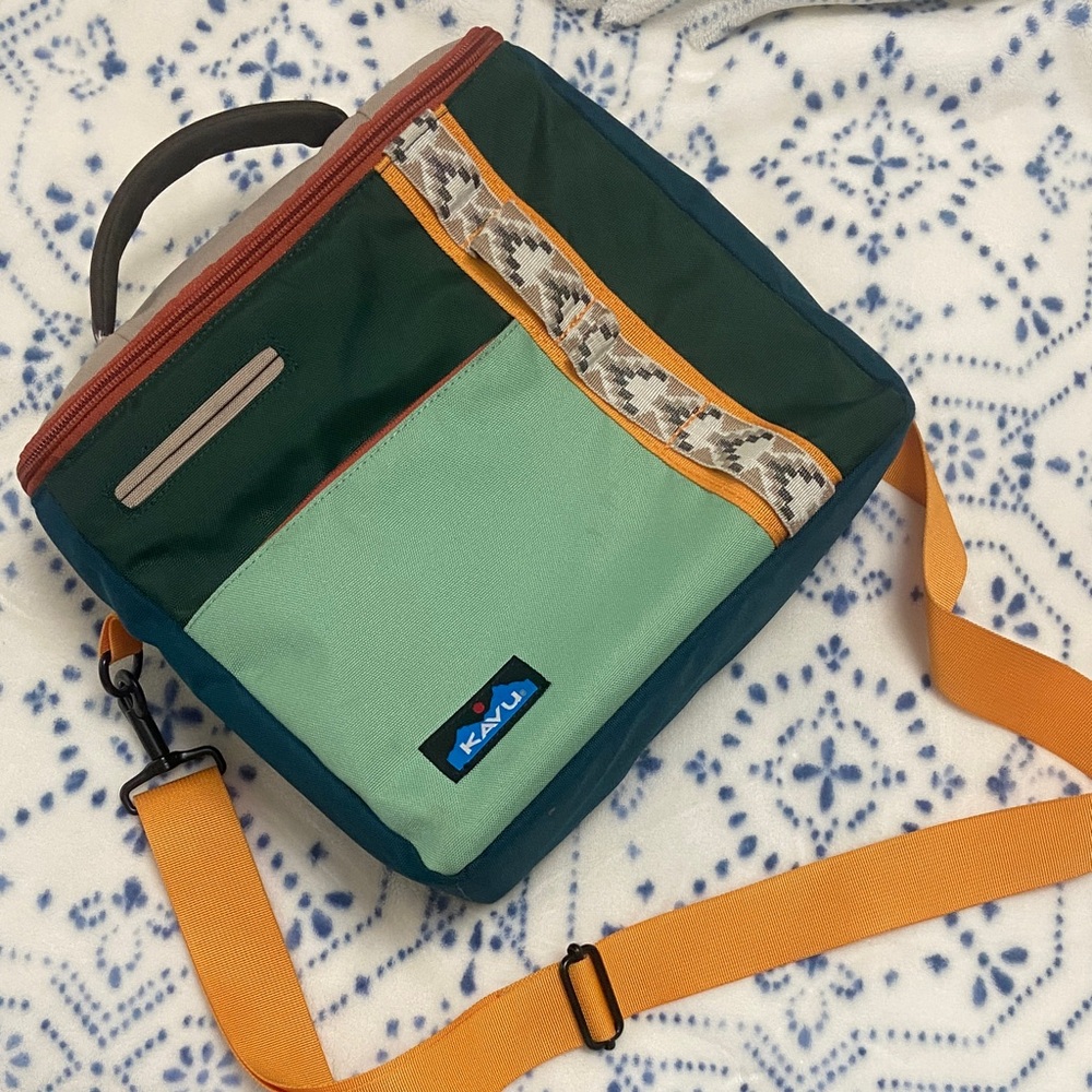 Kavu Snack Snack Soft Sided Crossbody Cooler Bag